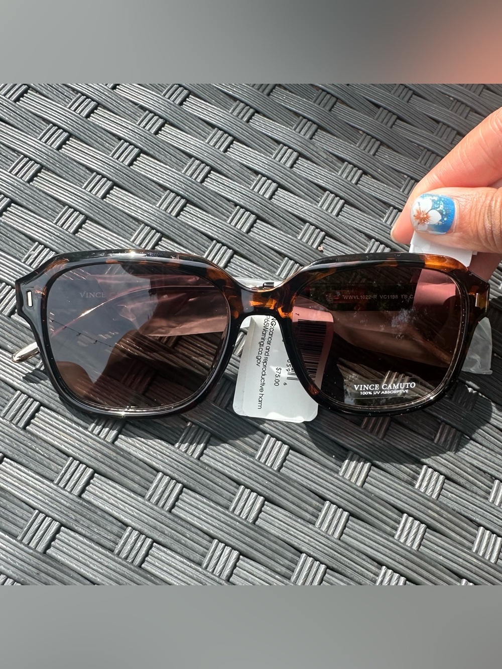 Vince Camuto Tortoiseshell Frame Gold Arms Sunglasses WWVL1022-R VC1198 TS NWT